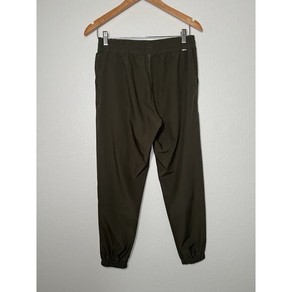 Vuori Weekender Olive Green Jogger Size Small Athleisure - Picture 3 of 3